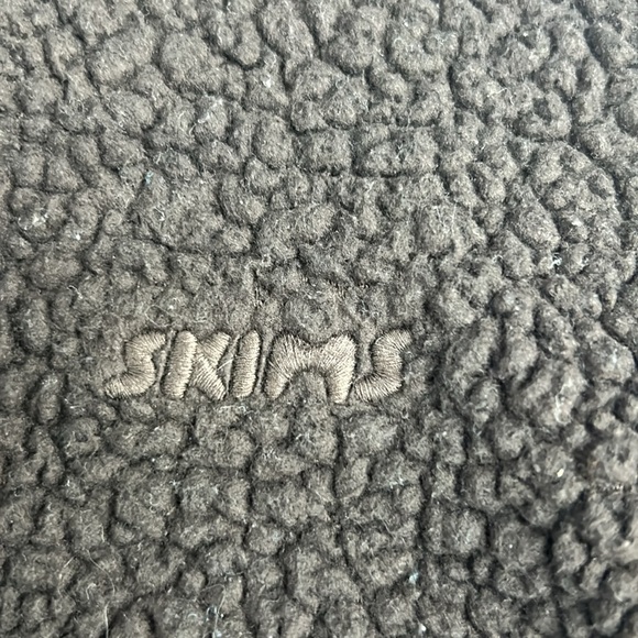 SKIMS Teddy black zip hoodie size S - Picture 3 of 4